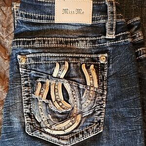 Miss Me Women's Blue Jeans Curvy Boot Stretch. Worn twice. 34/30